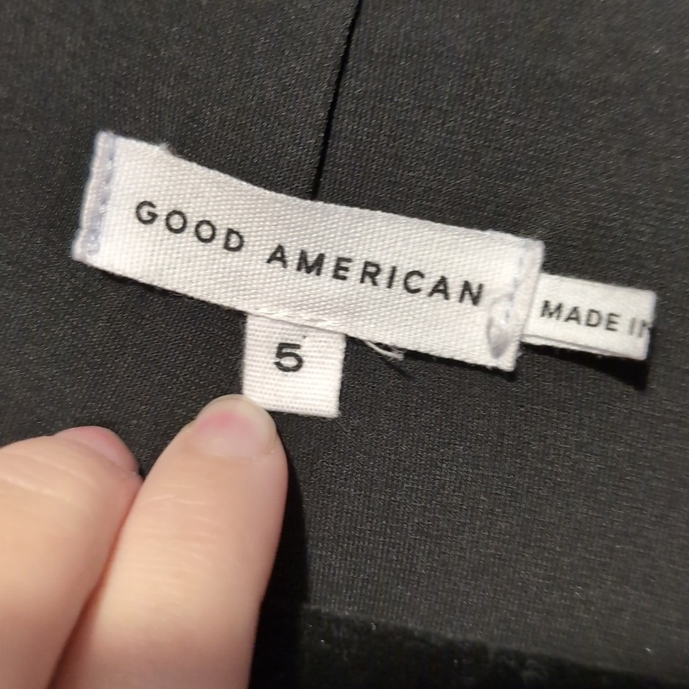 Good American Curvy Boyfriend Jacket - Picture 5 of 7